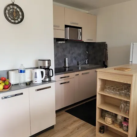 Face Au Golf En Rez De Jardin