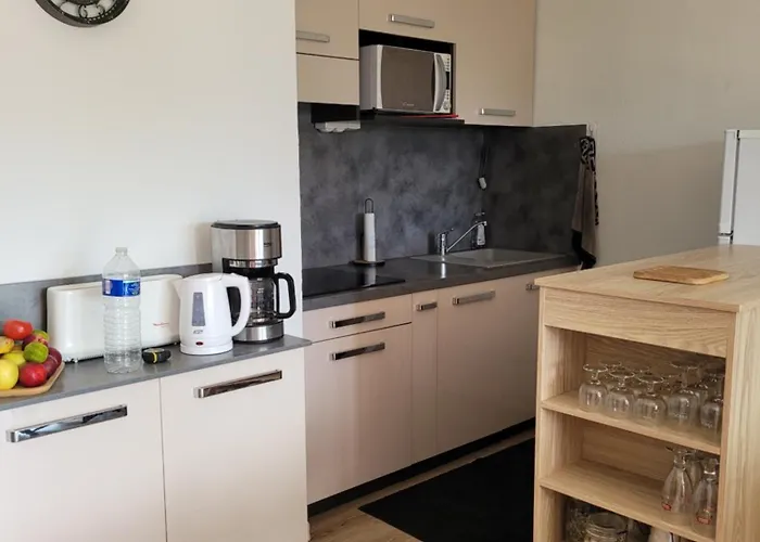 Face Au Golf En Rez De Jardin