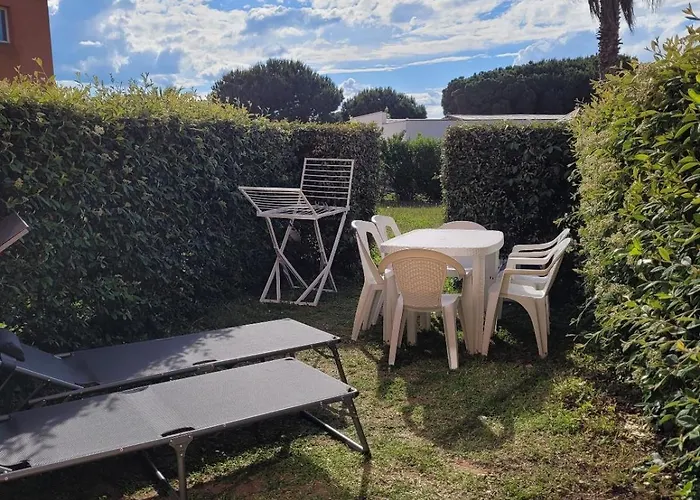 Face Au Golf En Rez De Jardin Appartement *