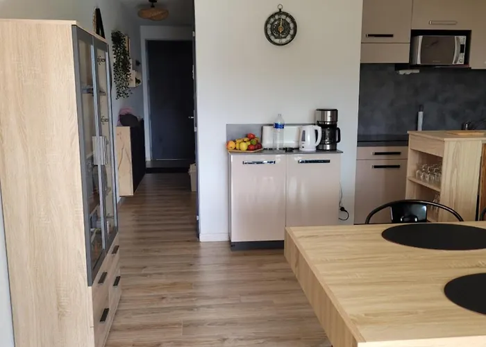 Appartement Face Au Golf En Rez De Jardin